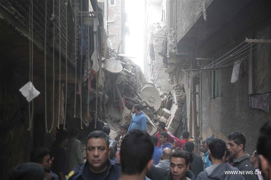 EGYPT-CAIRO-BUILDING-COLLAPSE