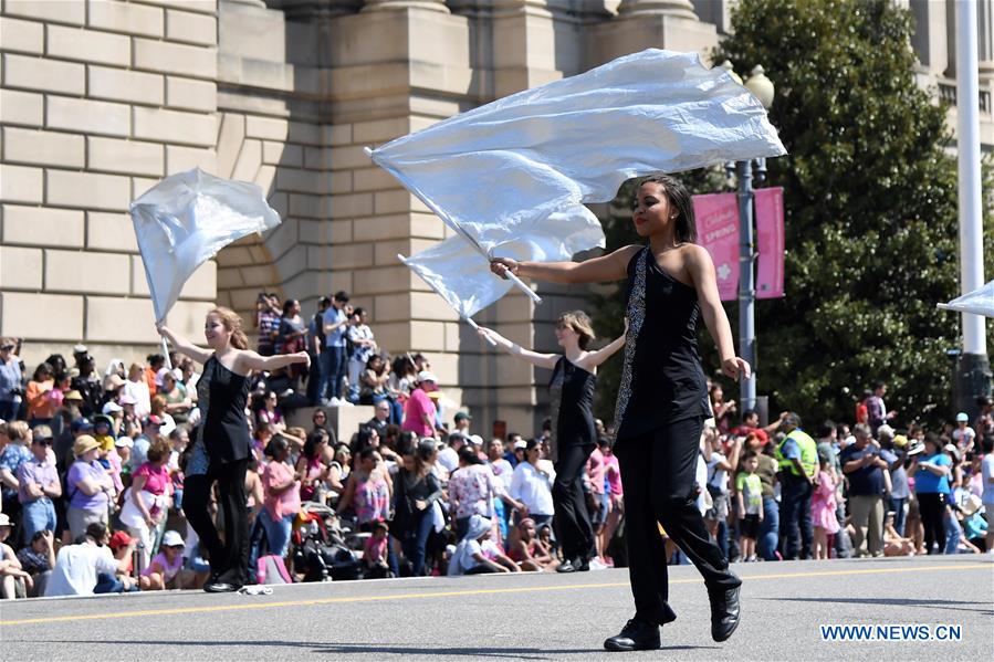 U.S.-WASHINGTON D.C.-NATIONAL CHERRY BLOSSOM FESTIVAL-PARADE