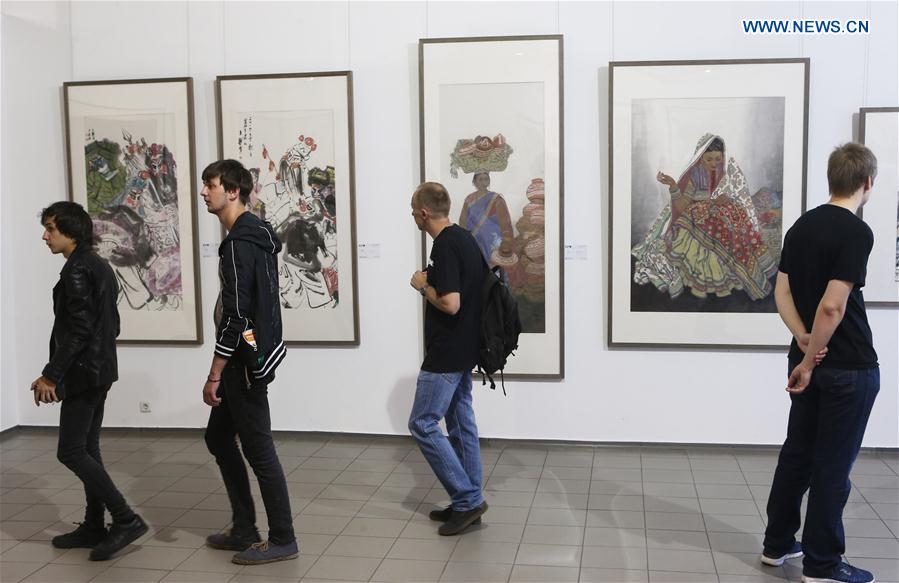 UKRAINE-KIEV-ART-CHINA-FREEHAND-EXHIBITION