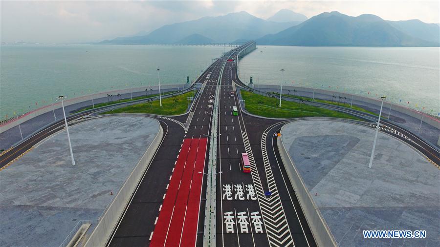 CHINA-HONG KONG-ZHUHAI-MACAO BRIDGE-PUBLIC TRAFFIC-OPEN (CN)