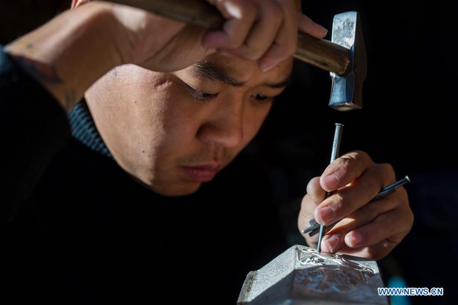 CHINA-YUNNAN-DALI-HANDICRAFTS-ECONOMY (CN)