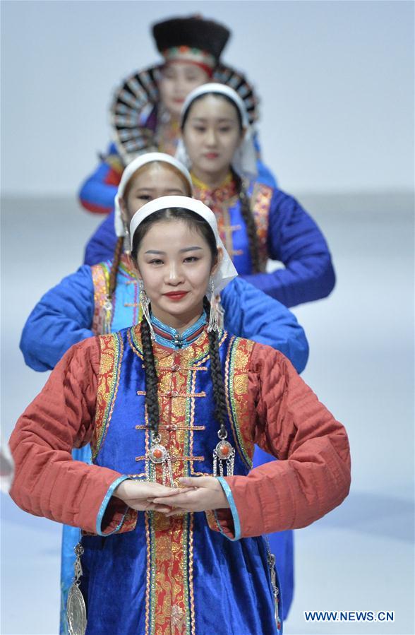 #CHINA-INNER MONGOLIA-HOHHOT-COSTUME FESTIVAL (CN)