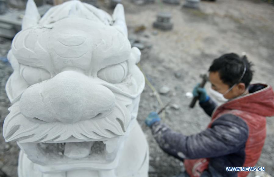 CHINA-HUBEI-ENSHI-ROCK CARVING (CN)