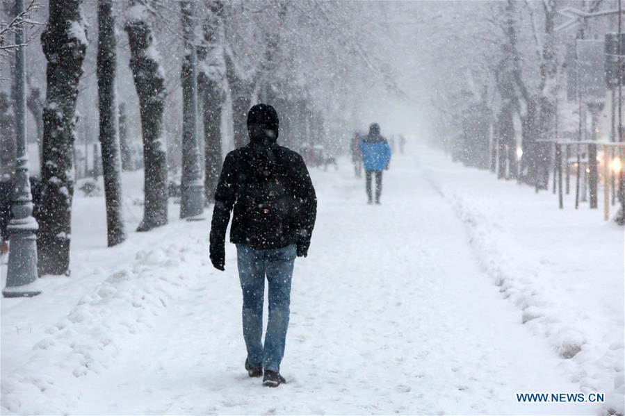 ROMANIA-BUCHAREST-SNOW