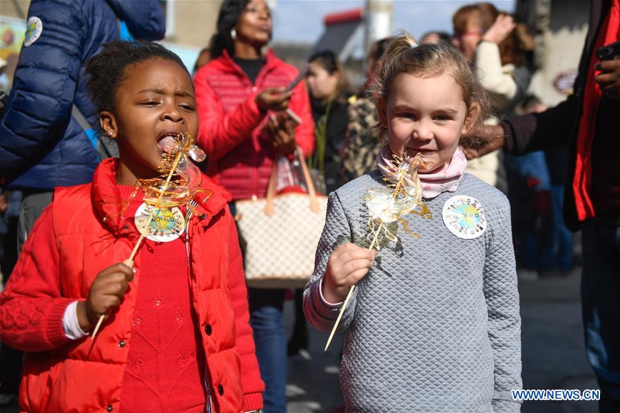 CHINA-NINGBO-FOREIGNERS-SPRING FESTIVAL (CN)