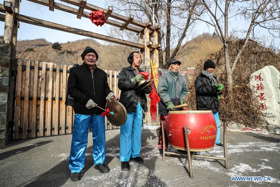 CHINA-LIAONING BENXI-SHEHUO PERFORMANCE (CN)