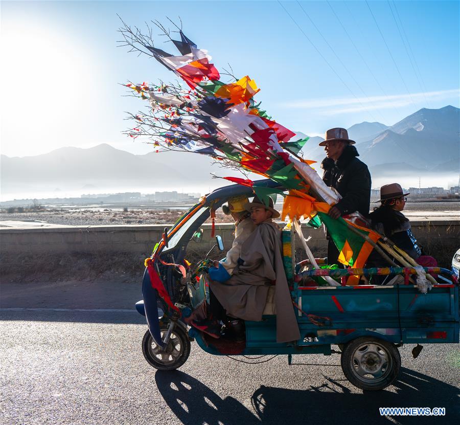 (InTibet) CHINA-TIBET-LOSAR (CN)