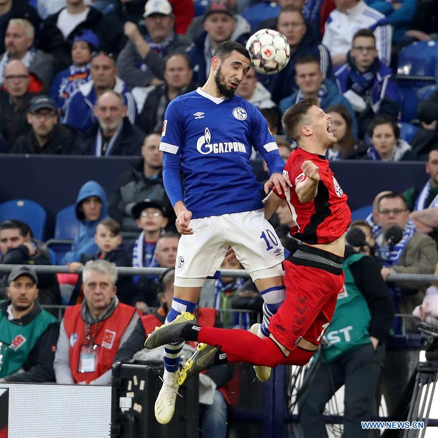 (SP)GERMANY-GELSENKIRCHEN-SOCCER-BUNDESLIGA-FC SCHALKE 04 VS SC FREIBURG