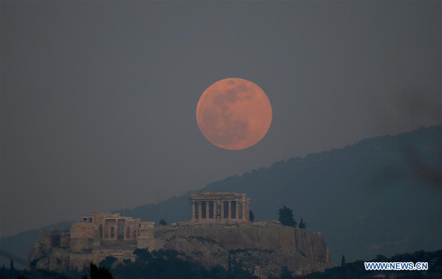 GREECE-ATHENS-ACROPOLIS-FULL MOON