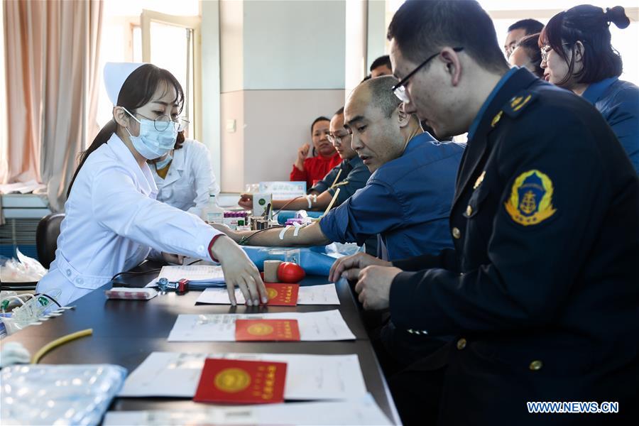 CHINA-INNER MONGOLIA-XILINGOL-MINE ACCIDENT-BLOOD DONATION (CN)