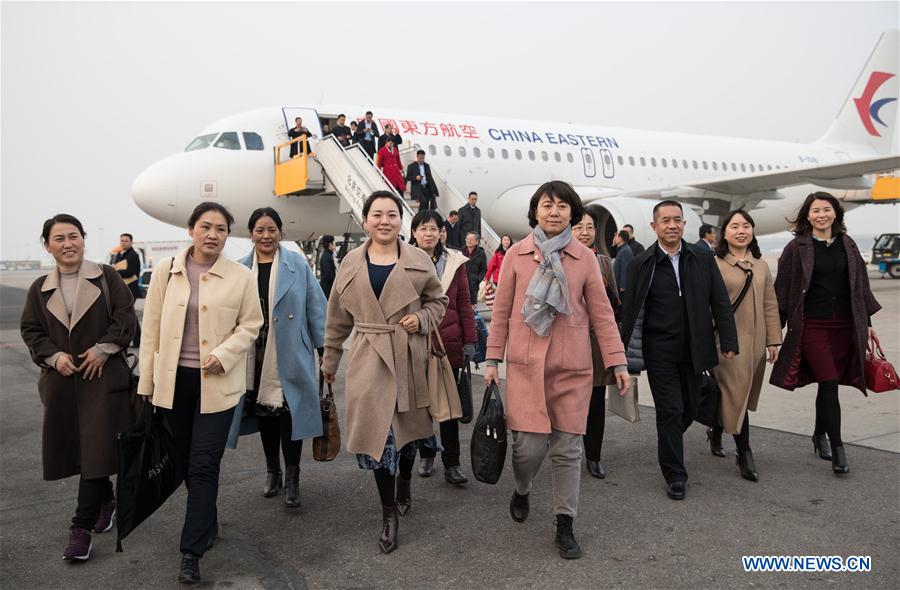 (TWO SESSIONS)CHINA-BEIJING-NPC-DEPUTIES-ARRIVAL (CN)