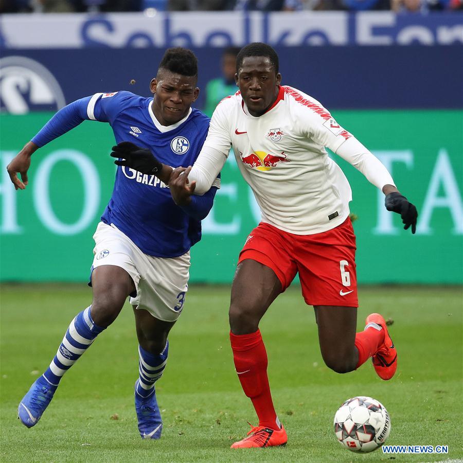 (SP)GERMANY-GELSENKIRCHEN-SOCCER-BUNDESLIGA-LEIPZIG VS SCHALKE 04