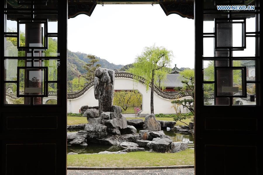 JAPAN-TOTTORI-GARDEN-ENCHO-EN