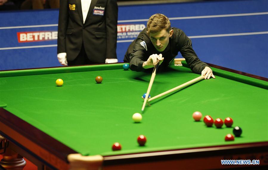 (SP) BRITAIN-SHEFFIELD-SNOOKER-WORLD CHAMPIONSHIP-DAY 4