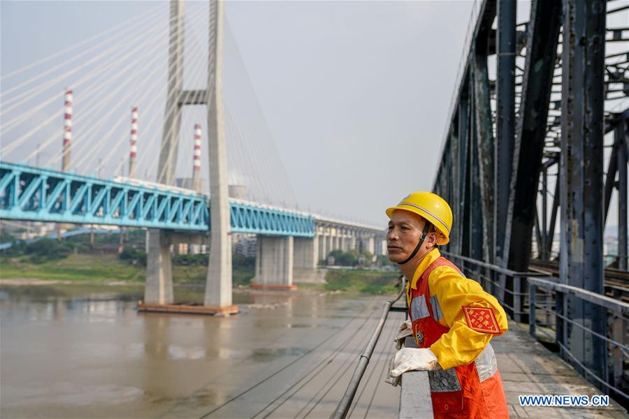 CHINA-CHONGQING-BAISHATUO YANGTZE RIVER RAILWAY BRIDGE (CN)