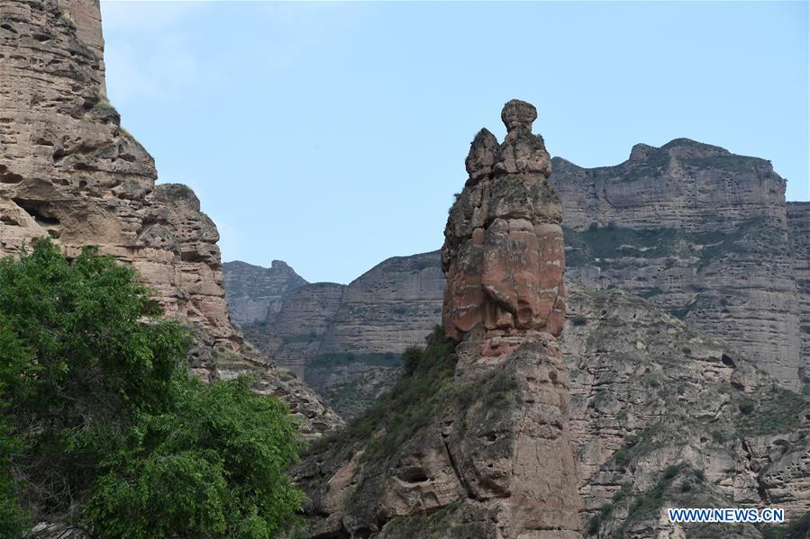 CHINA-GANSU-YONGJING-DANXIA LANDFORM (CN)