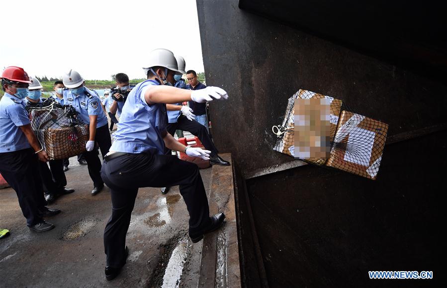 CHINA-HAINAN-CHENGMAI-DRUG-DESTROYING (CN)