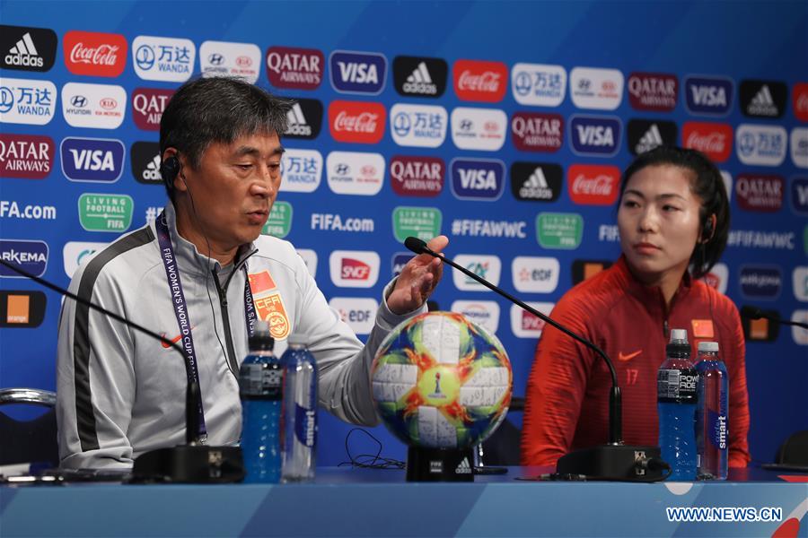 (SP)FRANCE-PARIS-2019 FIFA WOMEN'S WORLD CUP-GROUP B-CHINA-OFFICIAL PRESS CONFERENCE