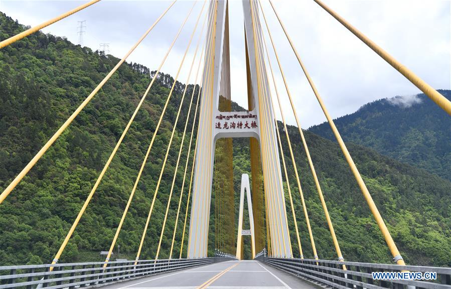 CHINA-SICHUAN-TIBET-HIGHWAY-BRIDGES(CN)