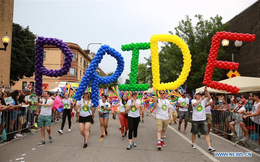 U.S.-CHICAGO-PRIDE PARADE