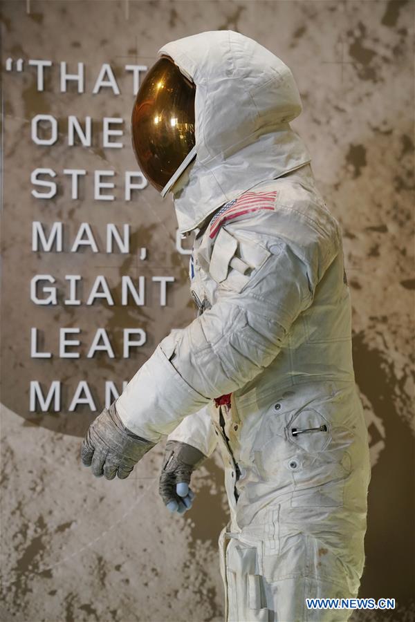 U.S.-WASHINGTON D.C.-NEIL ARMSTRONG-APOLLO 11 SPACESUIT-DISPLAY