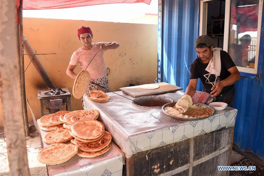 CHINA-XINJIANG-KASHGAR-RELOCATION-NEW LIFE (CN)