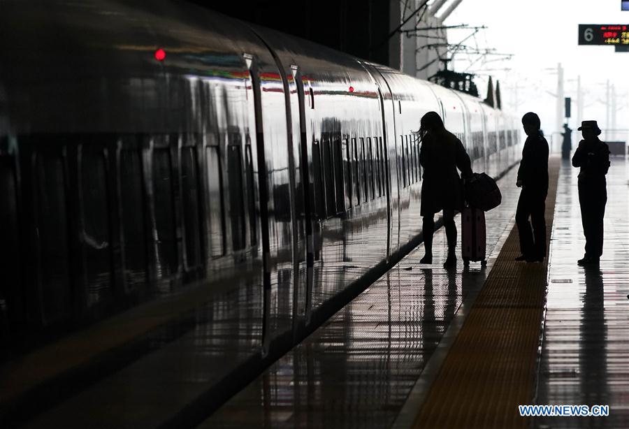 CHINA-HENAN-ZHENGZHOU-HIGH-SPEED RAILWAY (CN)