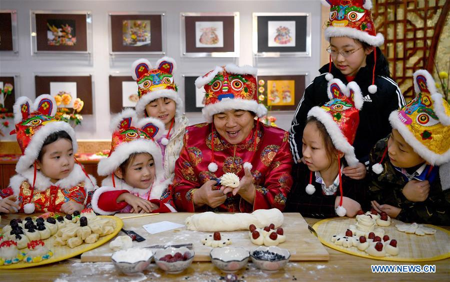 CHINA-SHAANXI-XI'AN-SPRING FESTIVAL-FOLK CULTURE (CN)