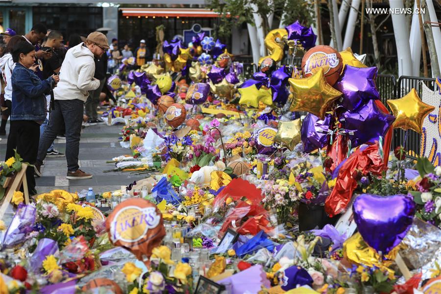 (SP)U.S.-CALIFORNIA-LOS ANGELES-KOBE BRYANT-CONDOLENCE