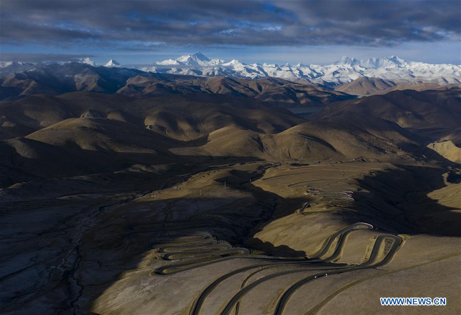 (InTibet)CHINA-TIBET-MOUNT QOMOLANGMA-SUNRISE (CN)