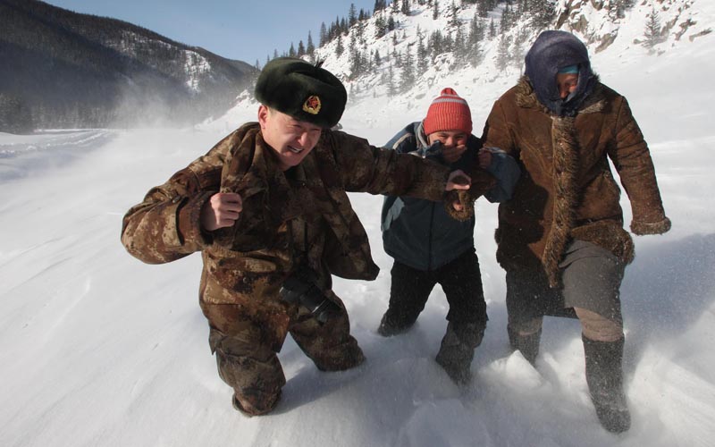 喬天富作品：風雪阿勒泰——新疆阿勒泰地區抗雪救災紀實