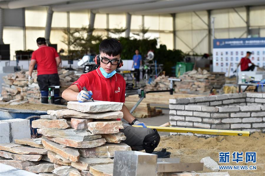 （新華全媒頭條·圖文互動）（2）上下合力，聚力破障，開辟“大國工匠”建設新格局