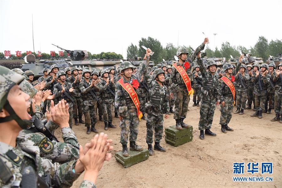 （圖文互動）（1）勝戰(zhàn)密碼代代傳——陸軍第83集團(tuán)軍某旅紅一連傳承紅色基因鍛造強軍標(biāo)兵記事