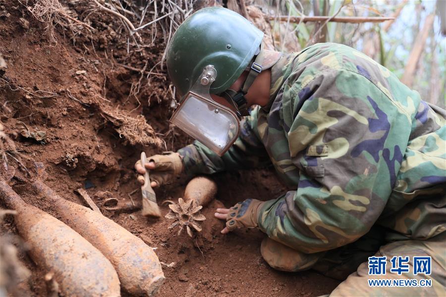 （圖文互動(dòng)）（1）和平年代，離死神最近的人——南部戰(zhàn)區(qū)陸軍云南掃雷大隊(duì)邊境掃雷排爆記事