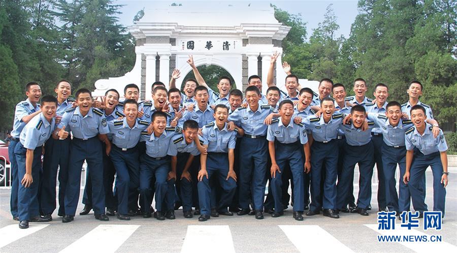 （人民空軍70年·圖文互動(dòng)）（5）我愛祖國(guó)的藍(lán)天——空軍強(qiáng)軍主題紀(jì)念封8張“同框照”背后的故事 