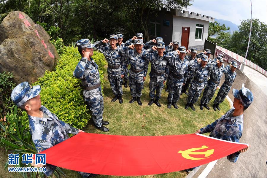 （圖文互動(dòng)）（3）共和國(guó)的“千里眼”——人民空軍雷達(dá)兵70年建設(shè)發(fā)展巡禮