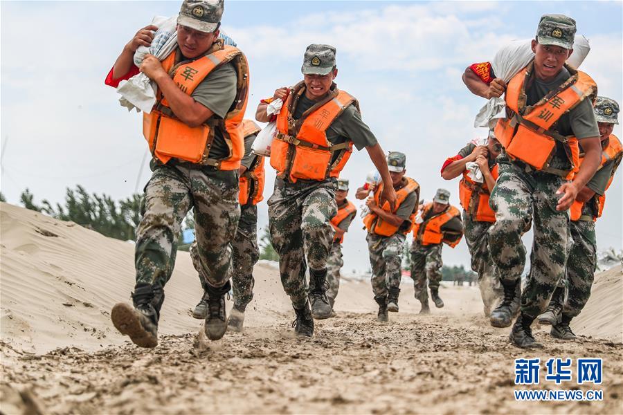 （圖文互動）（2）五十勇士戰江洲——陸軍第71集團軍某旅工兵連黨員突擊隊九江搶險記事