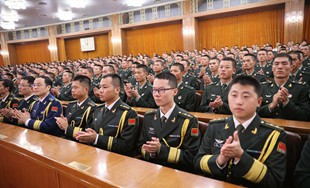 慶祝中國(guó)人民解放軍建軍90周年大會(huì)隆重舉行