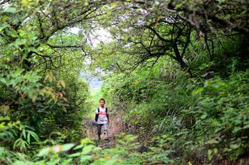 大山深深，擋不住小小讀書郎的求學夢