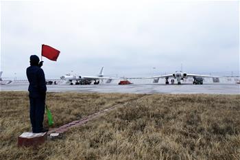 空軍轟炸機學員首次長途跨區機動轉場訓練