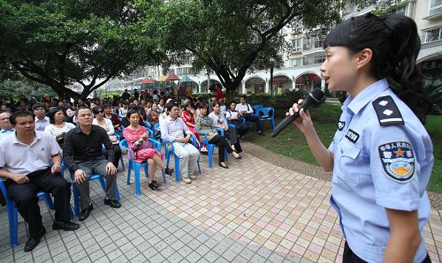 百姓講述身邊事 惠民政策入人心