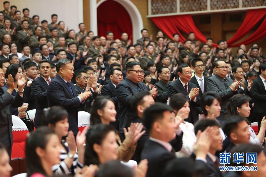 （國際）（1）金正恩觀看中朝文藝工作者首場聯合演出